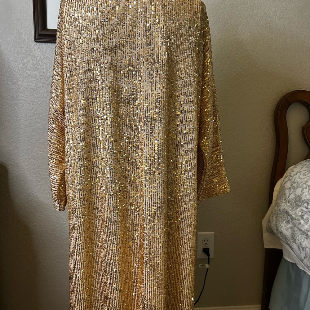 Vince Camuto Gold Sequin Long Sleeve Sheath Dress - Picture 3 of 4